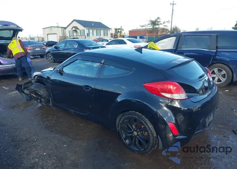 2012 Hyundai Veloster Base W/Gray z USA, uszkodzony, nr VIN KMHTC6AD7CU074338